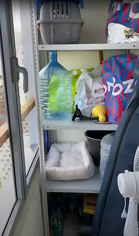 Стеллажи на балконе