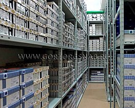 Стеллажи ГТС Универсал для обувного магазина