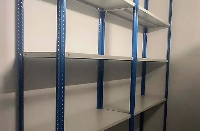 Стеллажи ТС Лайт: гармония синего и серого